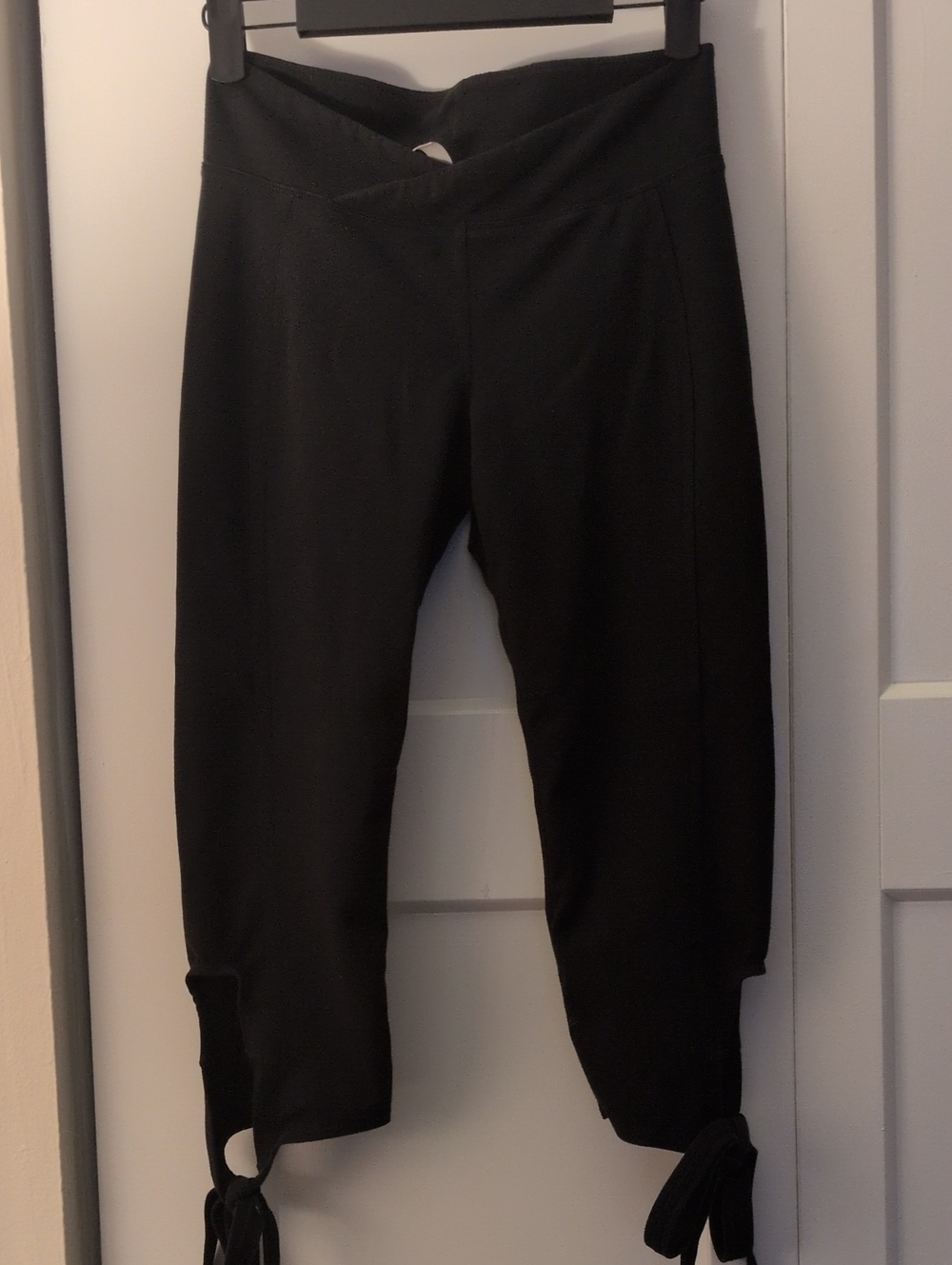 Free People Movement Cropped Tye Leggings